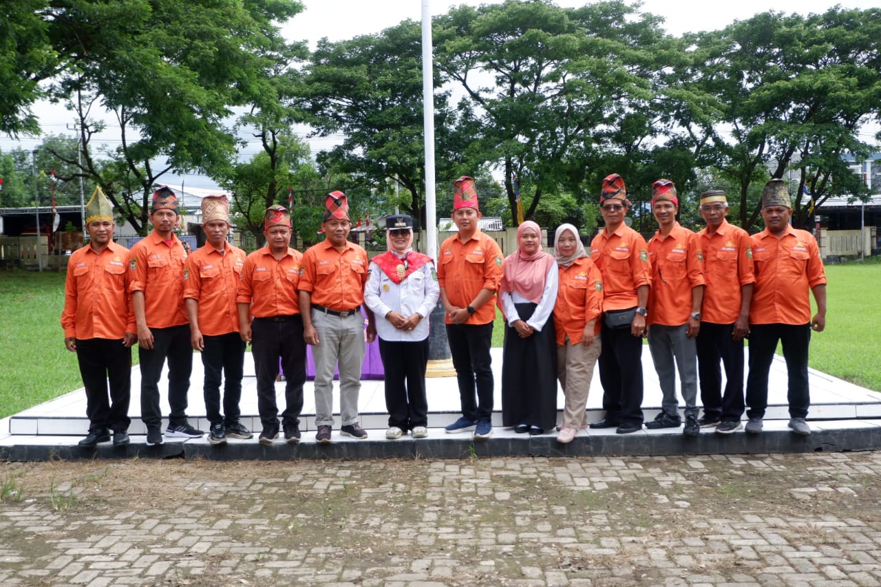 Foto Bersama Kecamatan Lopok